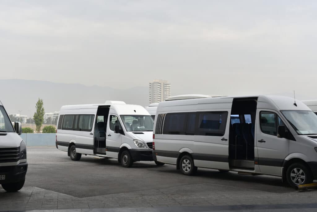 Teachers need CPC license for minibuses - HGV Training Network
