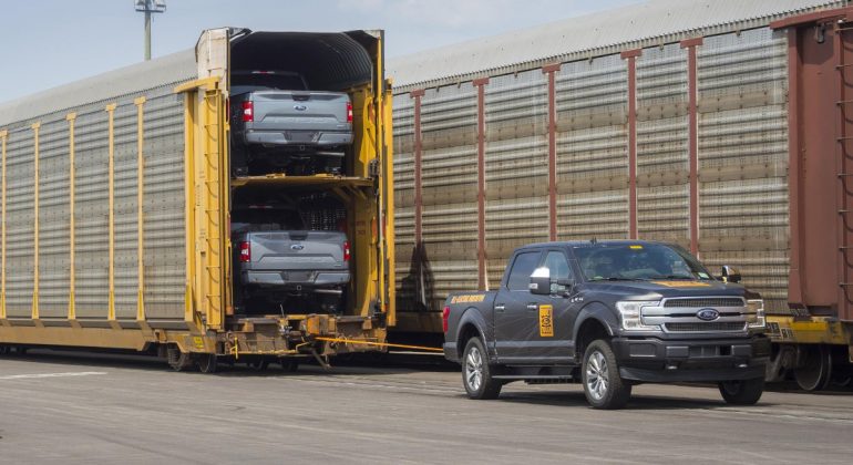 New ford truck which can tow 500 tonnes - HGV Training Network