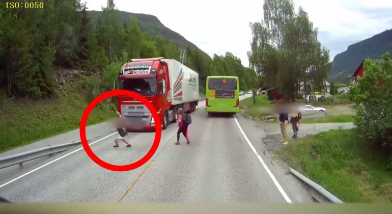 amazing driving skills saves a childs life