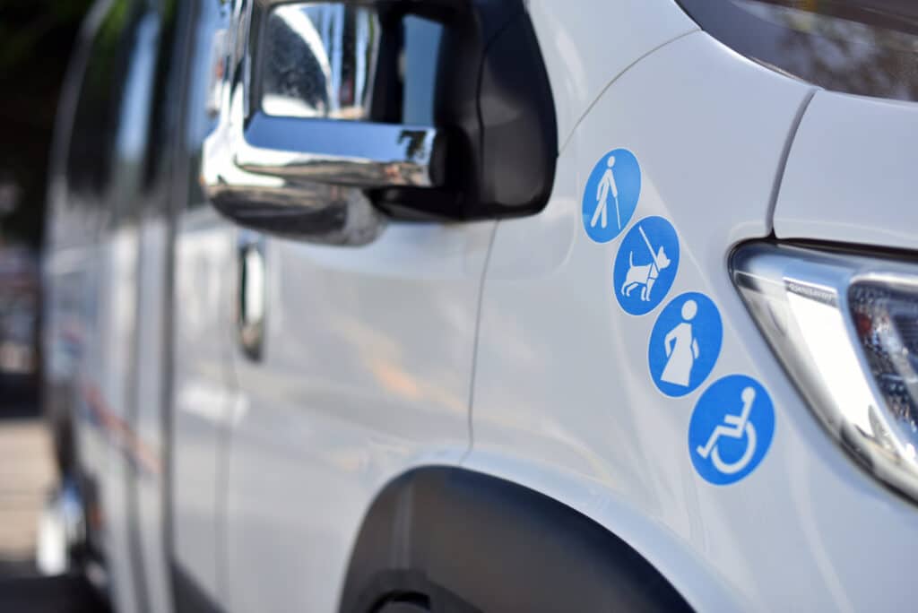 What licence do you need to drive a minibus?