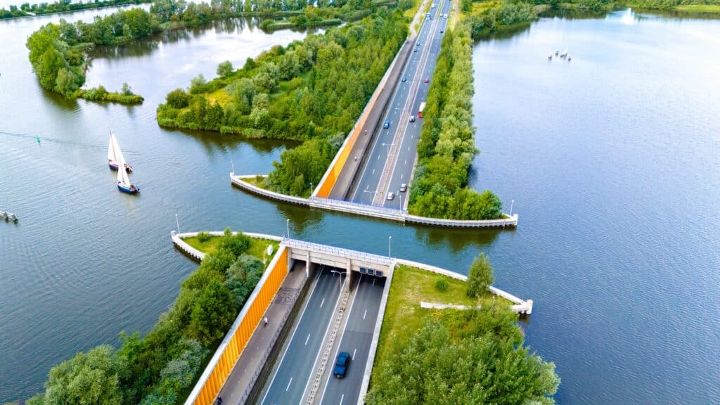 Road dangers for HGVs in the UK