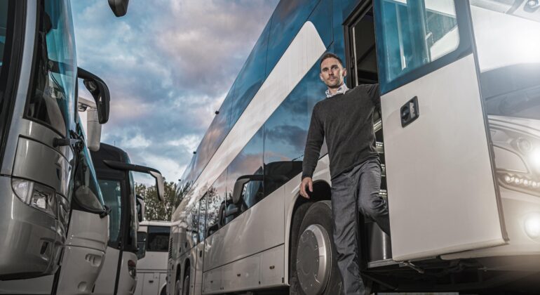 How much do coach drivers earn? - HGV Training Network