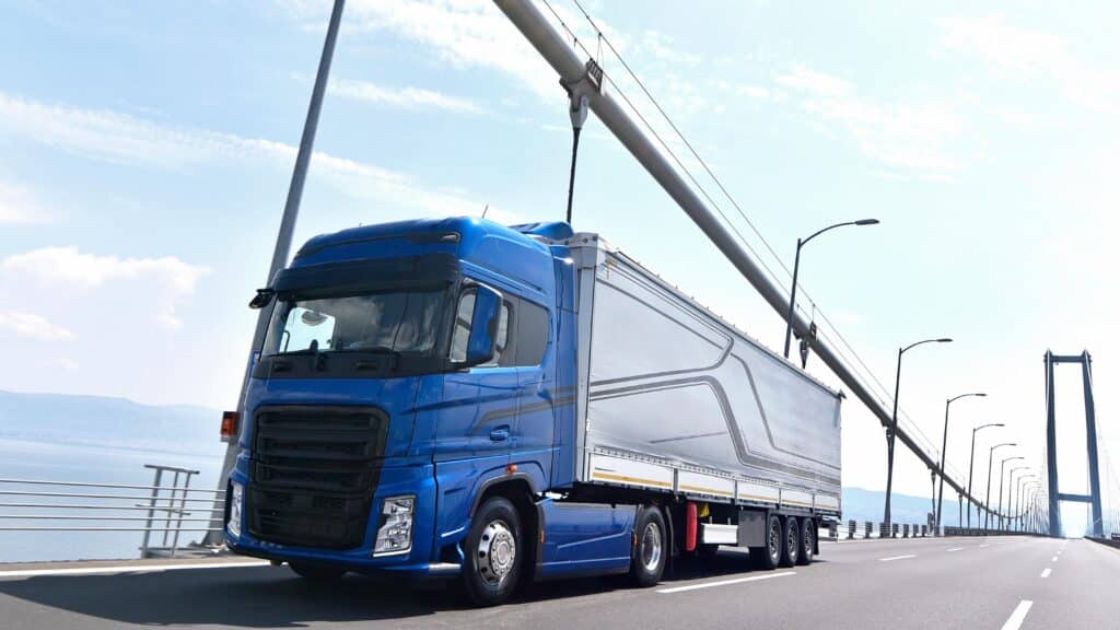 Lorry vs Truck - HGV Training Network